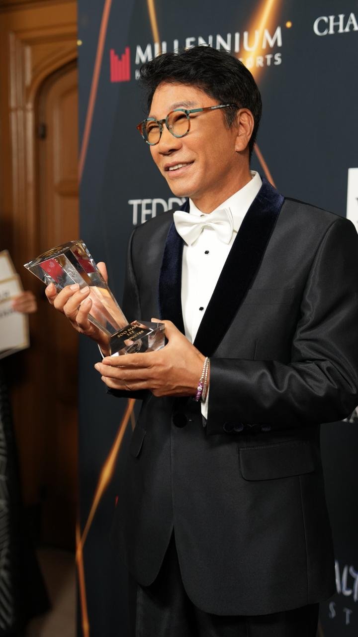 이수만, '아시안 명예의 전당' 등재…"韓·亞가 프로듀서 고향 되길"