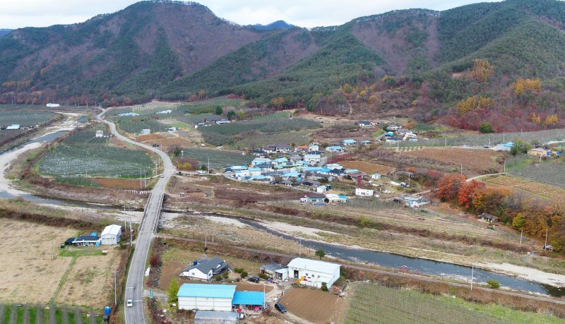 [청송=뉴시스] 농림축산식품부의 '2026년 과실전문생산단지 기반조성 공모사업'에 선정된 청송군 부남면 양숙1리 일원 (사진=청송군 제공) 2025.11.04. photo@newsis.com *재판매 및 DB 금지