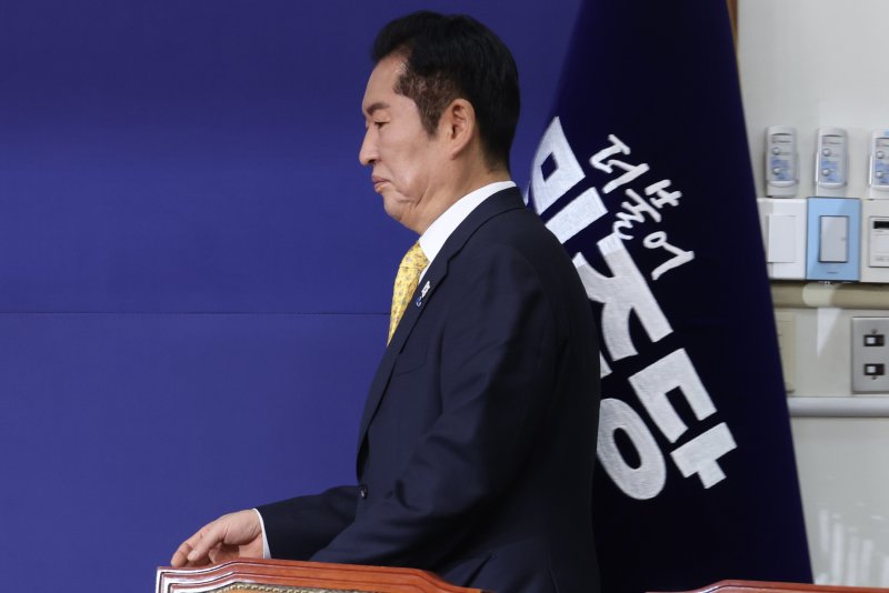 정청래 더불어민주당 대표. 뉴시스