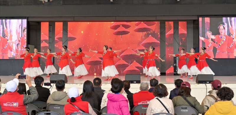 '중국제복 입고 우르르 행진' 대체 왜?…여주오곡나루축제 논란