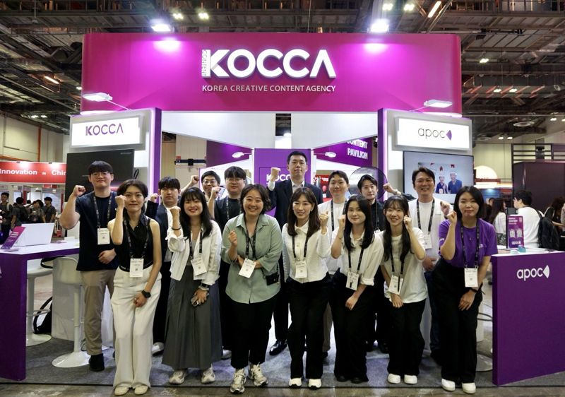 K콘텐츠 파빌리온 현장사진(참가기업 단체사진)