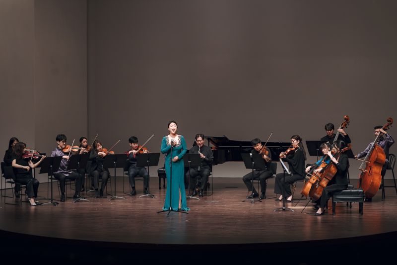 장애·비장애 통합 챔버앙상블 에이블뮤직그룹이 세계적인 성악가 사무엘 윤과 함께 제8회 정기연주회를 연다.