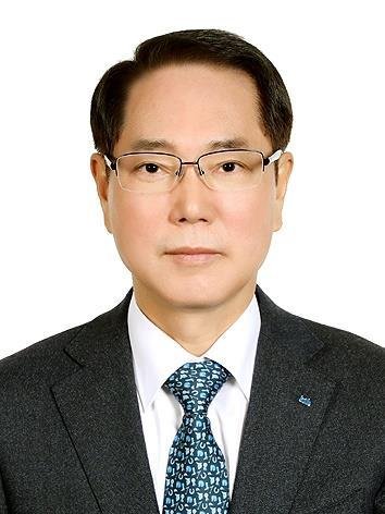 제42대 국민대 총동문회장에 선출된 김형남 다올투자증권 부회장.(국민대 제공)