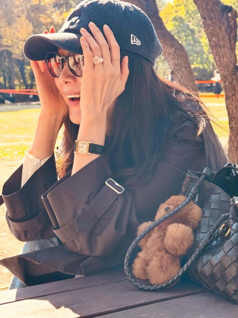 최지우, 막 찍어도 화보 같은 비주얼…꽉 채운 가을 감성 [N샷]