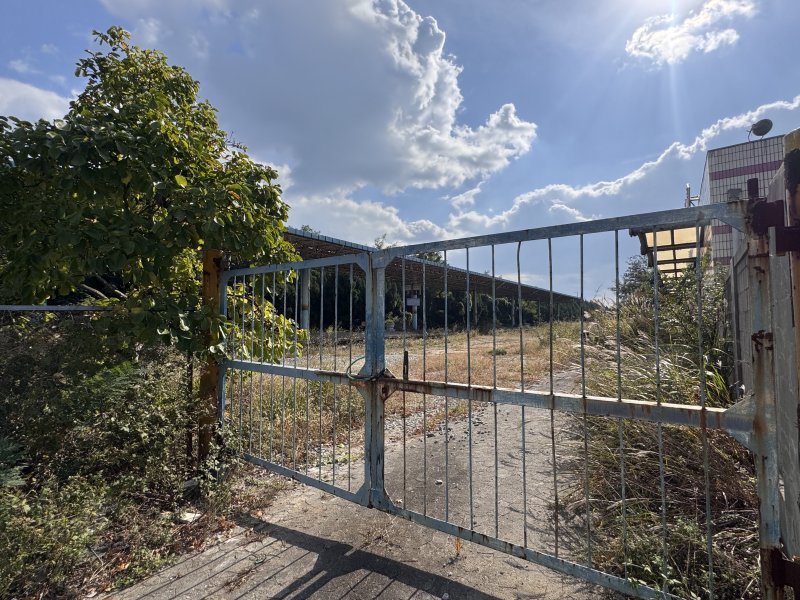 4일 울산 북구 효문역 부지. 옛 승강장으로 가는 길목에 철문이 굳게 닫혀 있다. 2025.11.4./뉴스1 ⓒ News1 김세은 기자