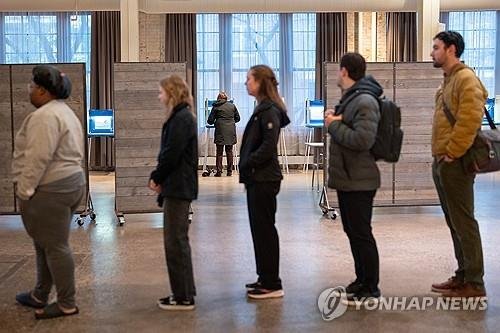 미 미네소타주 미니애폴리스 투표장 (출처=연합뉴스)