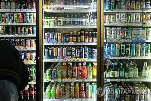 유통가 3분기 호실적 기대감…관광객 증가·소비쿠폰 덕 봤나 (출처=연합뉴스)