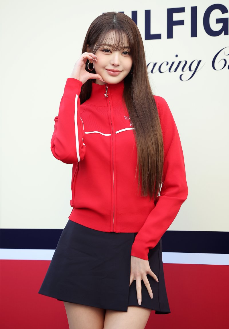 지드래곤 '파워' 여전…12주 연속 1위 [스타1픽]