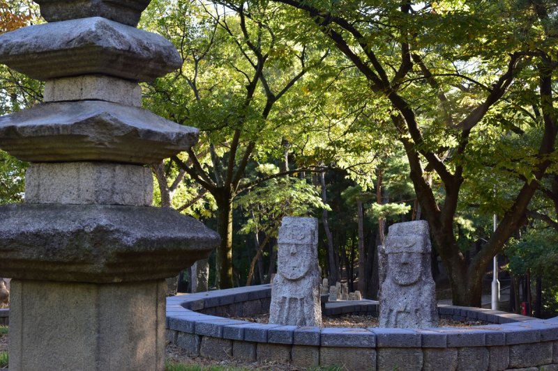 월담길의 석조물 (출처=연합뉴스)