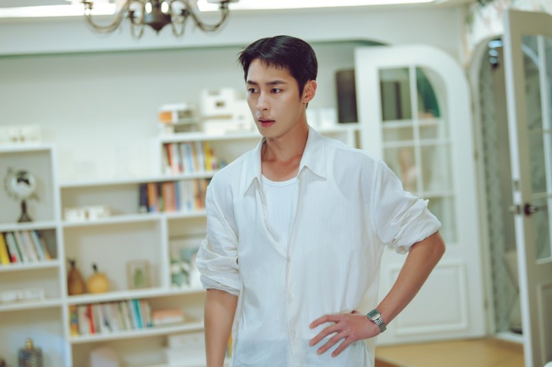 '마지막 썸머' 이재욱, 천재 건축가 변신도 성공…장르 불문 활약