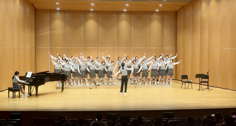 선화여중 합창단 공연 모습. 부산시교육청 제공