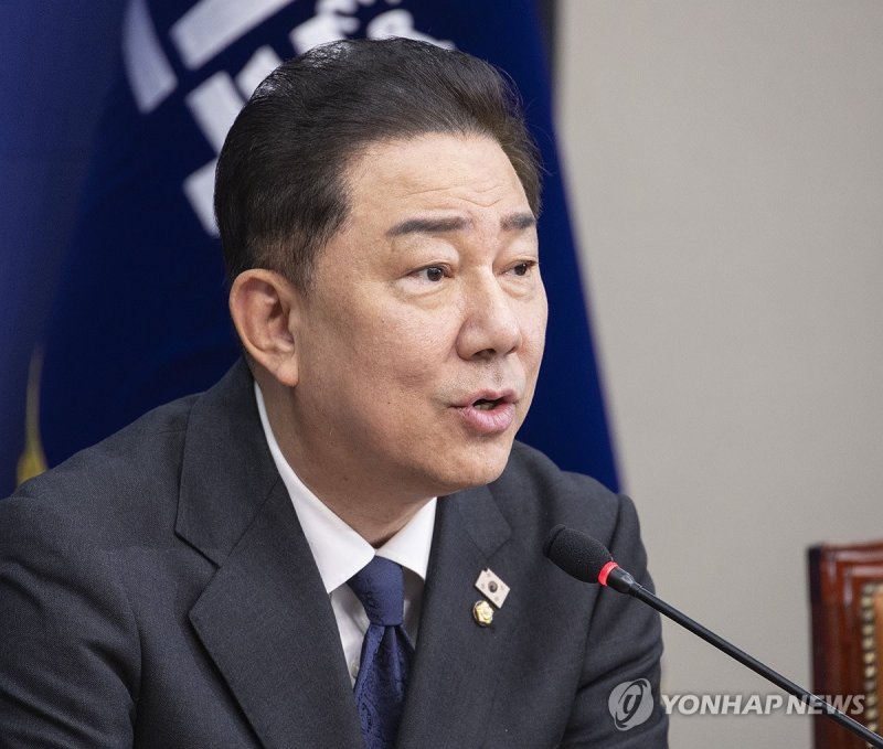 최고위원회의에서 발언하는 김병기 원내대표 (출처=연합뉴스)