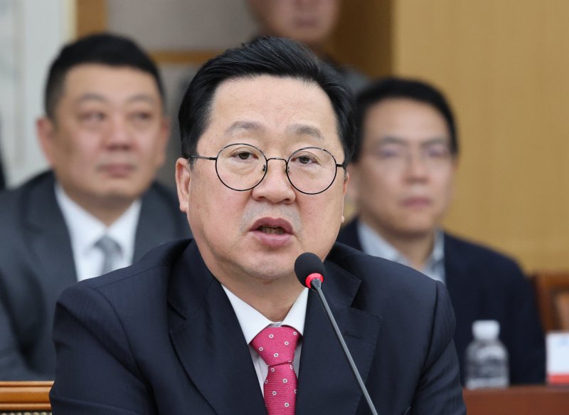 이장우 대전시장이 5일 대전시청에서 열린 국민의힘 충청권 지역민생 예산정책협의회에 참석해 발언하고 있다. 2025.11.5/뉴스1 ⓒ News1 김기태 기자