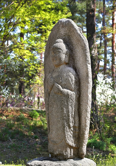 서울 용산구 국립중앙박물관 야외 정원의 불상. 연합뉴스