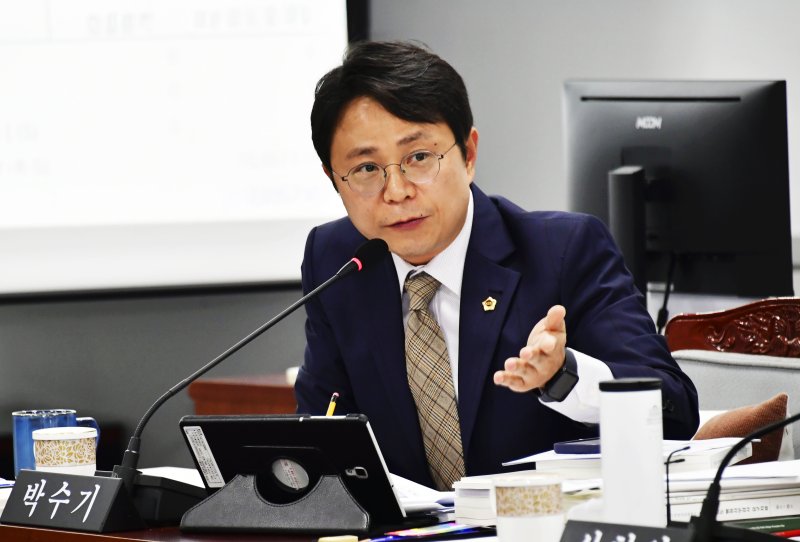 박수기 광주시의원 행정사무 감사.(광주시의회 제공. 재판매 및 DB 금지)/뉴스1
