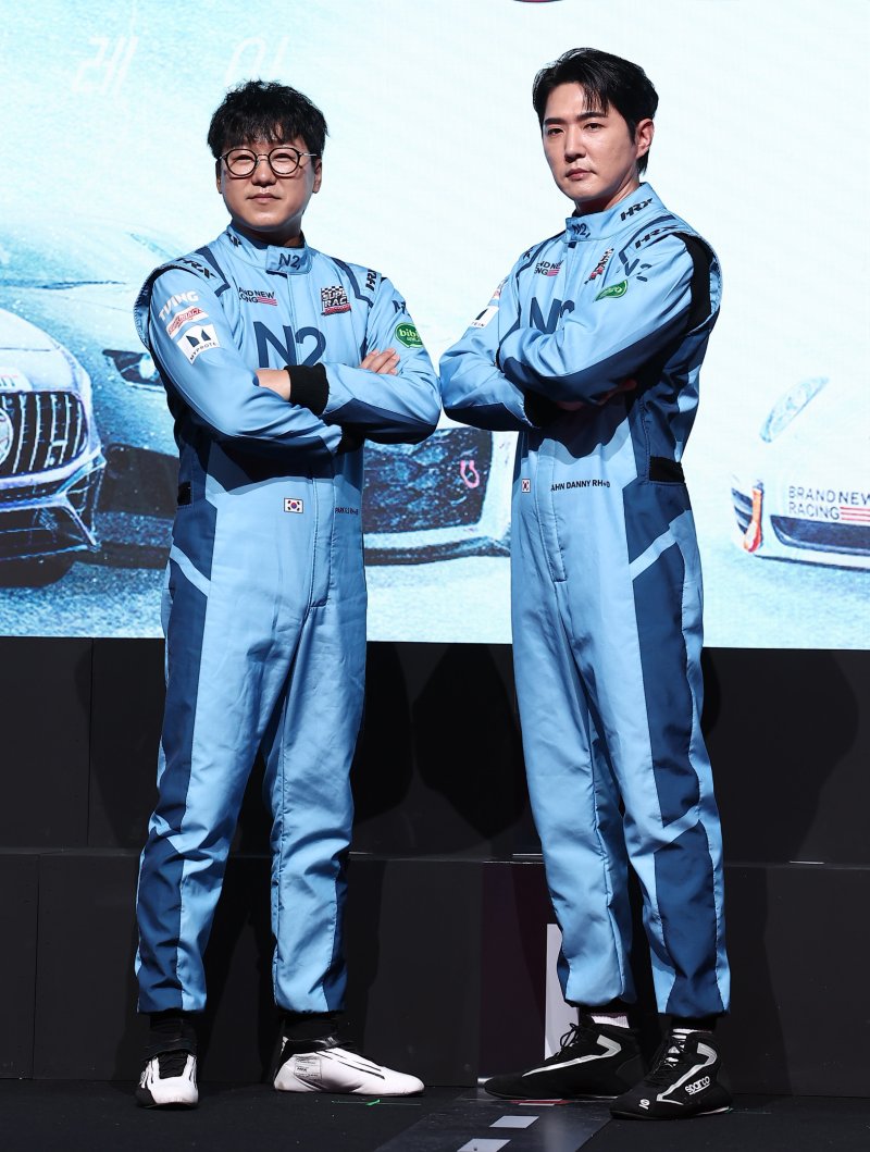 연예인, 레이서의 매니저가 되다…'슈퍼레이스' 출발(종합)