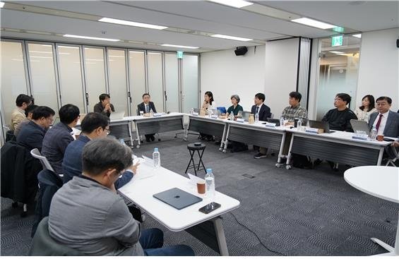 "AI 기본사회 확산 책임감"…국가AI전략위, 중장기 전략 토론회 (출처=연합뉴스)