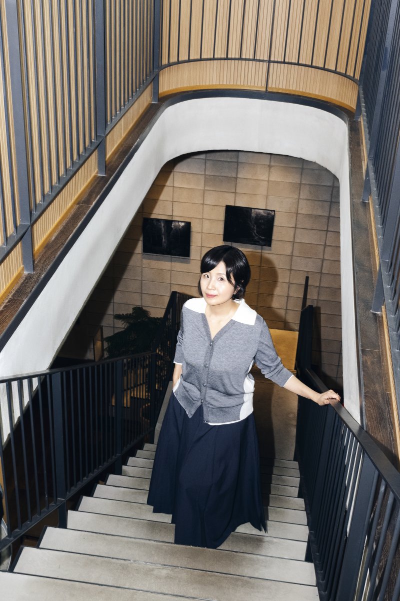 [서울=뉴시스] 작가 정이현. (사진=문학동네 제공 ⓒ해란) 2025.11.05. photo@newsis.com *재판매 및 DB 금지