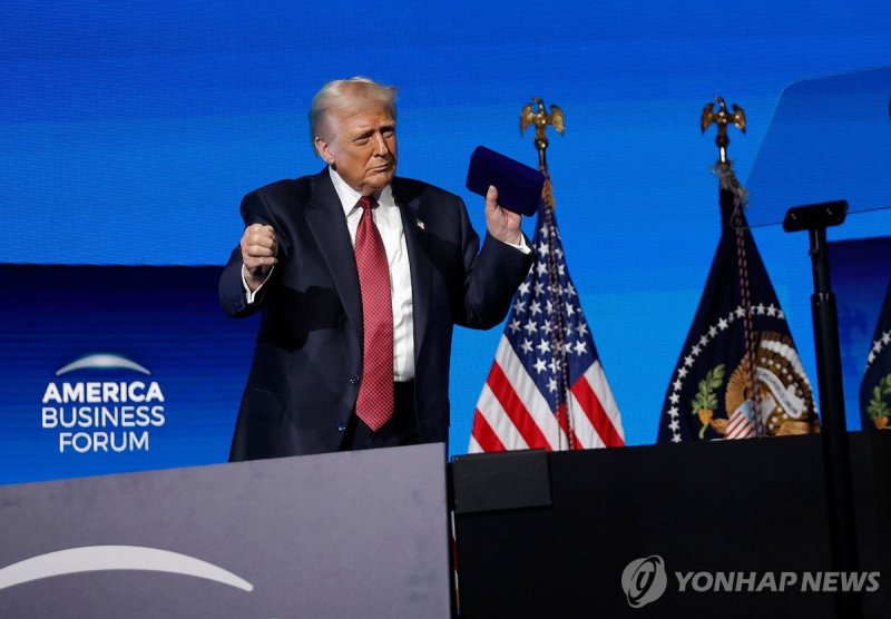 선거 참패에 트럼프 전략 트나…백악관·공화당 "민생 집중해야" (출처=연합뉴스)