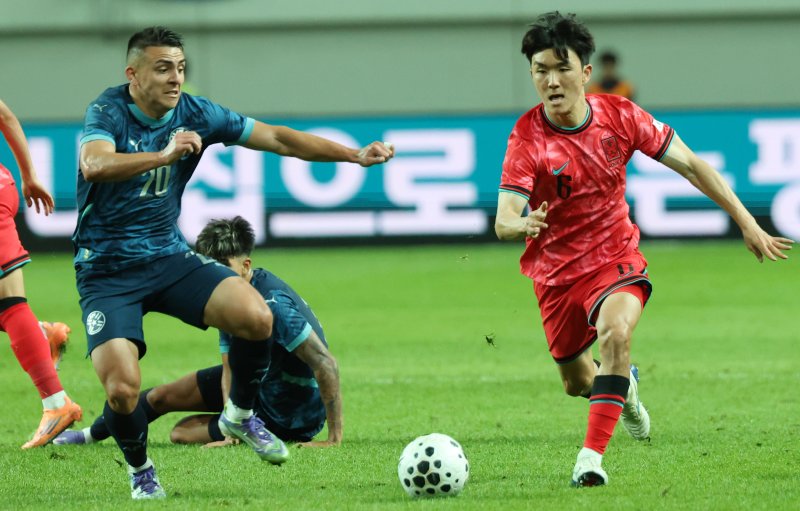 '엔진'이 멈췄다.황인범 6주 결장... 홍명보 감독, '그의 자리' 누구에게 맡길까?