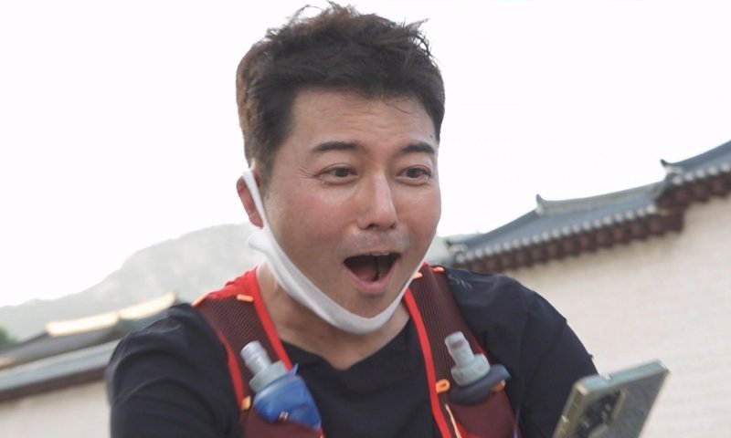 전현무, 광화문→삼청동 핫플 러닝…못참겠어 피할수없는 유혹 왜