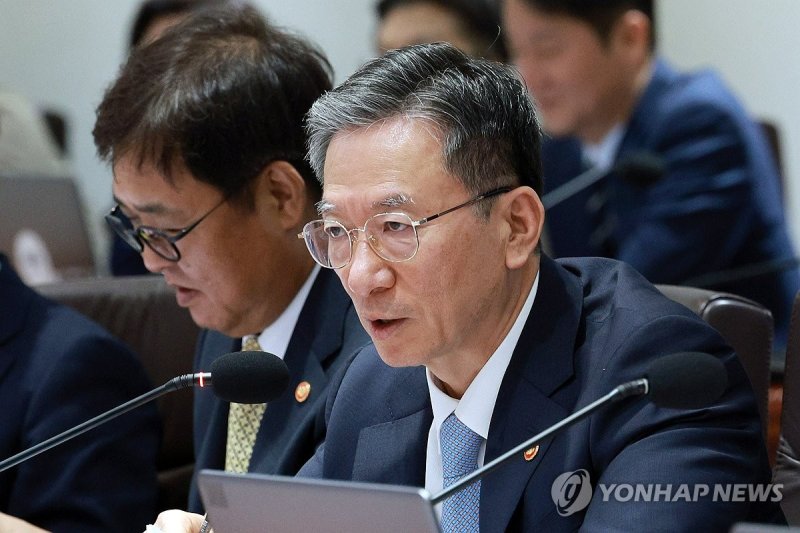 발언하는 정성호 장관 (출처=연합뉴스)