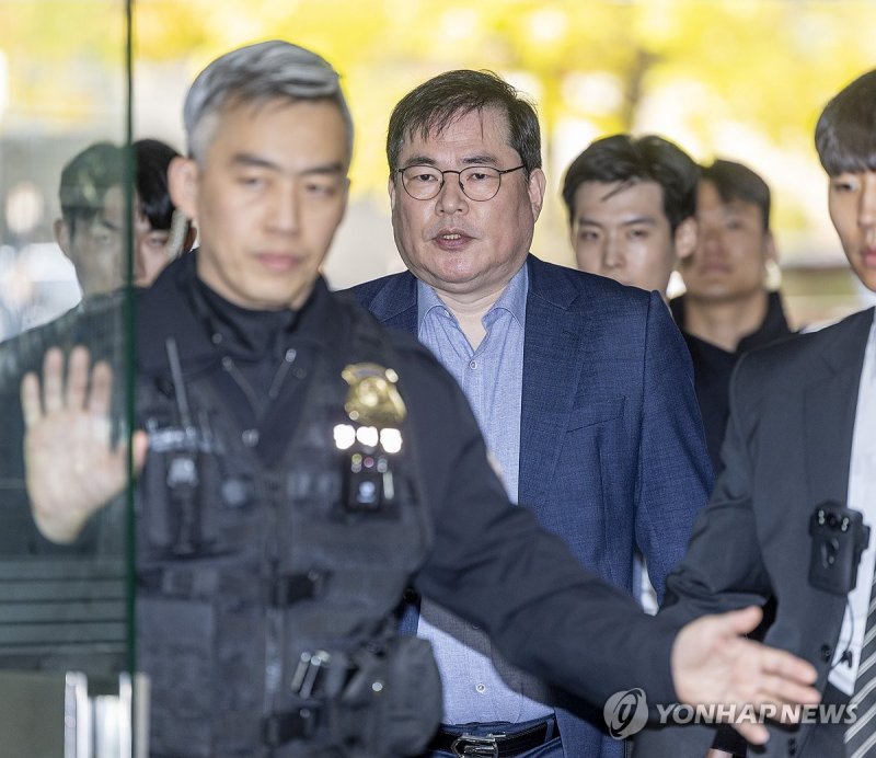 선고공판 출석하는 유동규 (출처=연합뉴스)