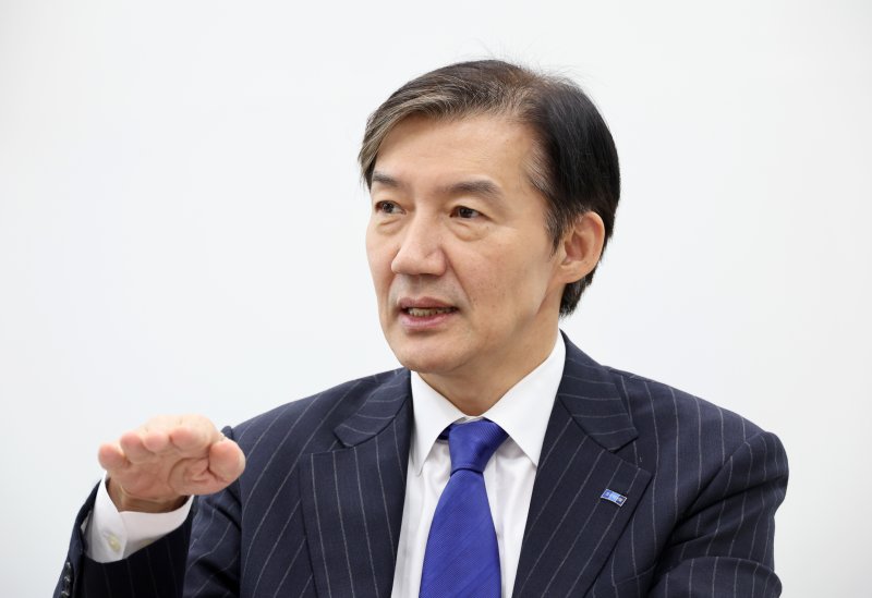 조국, 한동훈 비판…검찰, 尹·韓 검찰권 오남용 때 죽어, 그 입 다물라