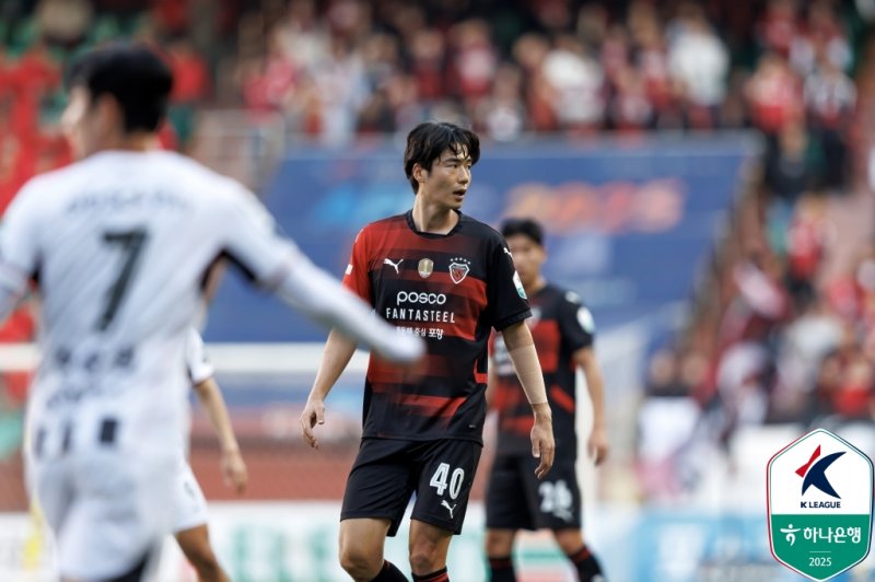 [서울=뉴시스] 바카라사이트 쿠폰 K리그1 포항스틸러스의 기성용. (사진=한국바카라사이트 쿠폰연맹 제공) *재판매 및 DB 금지