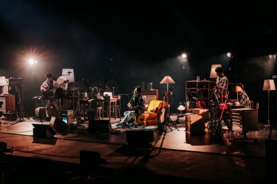 홍이삭, 떼창 함께 2025 라이브