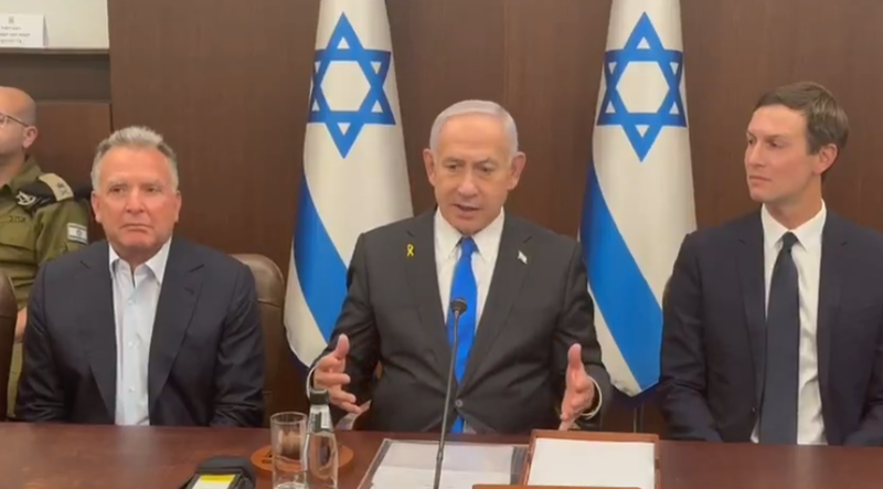 왼쪽부터 스티브 위트코프 미국 특사, 베냐민 네타냐후 이스라엘 총리, 도널드 트럼프 미국 대통령의 사위인 재러드 쿠슈너.이스라엘 총리실 공식 X 계정