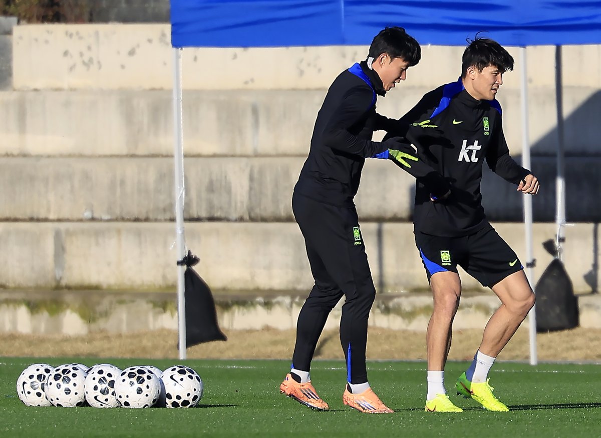 대한민국 축구 국가대표팀 카타르 원정 평가전 일정 관련 사진
