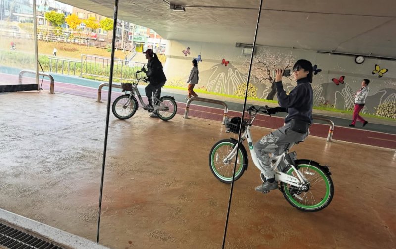 이혼 홍진경 운동 삼매경 "러닝·자전거·밤수영"