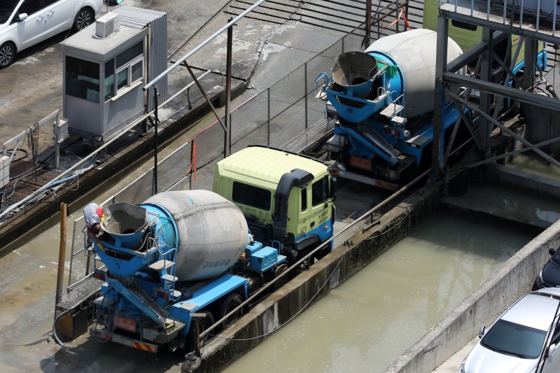 시멘트 공장 믹서트럭 모습. 뉴스1 제공
