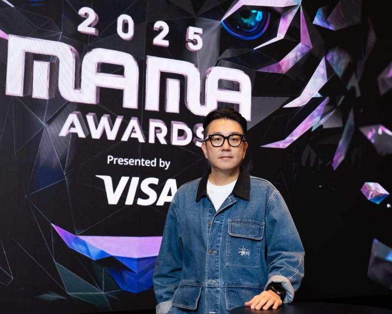 마마어워즈 제작진들. 마두식 총연출. CJ ENM 제공