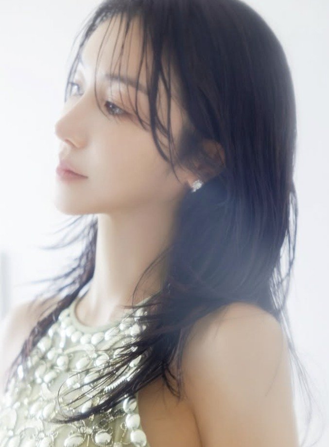 결혼 앞둔 김옥빈, 여신 미모 뽐낸 드레스 자태