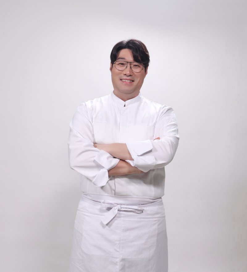 오세득 셰프, 김재중 소속사로…인코드 엔터 전속계약
