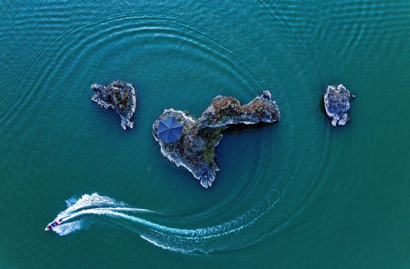 '제22회 아름다운 인기있는바카라사이트 인기있는바카라사이트' 대상을 수상한 정태섭 작가의 ‘도담삼봉’.(한강청 제공)