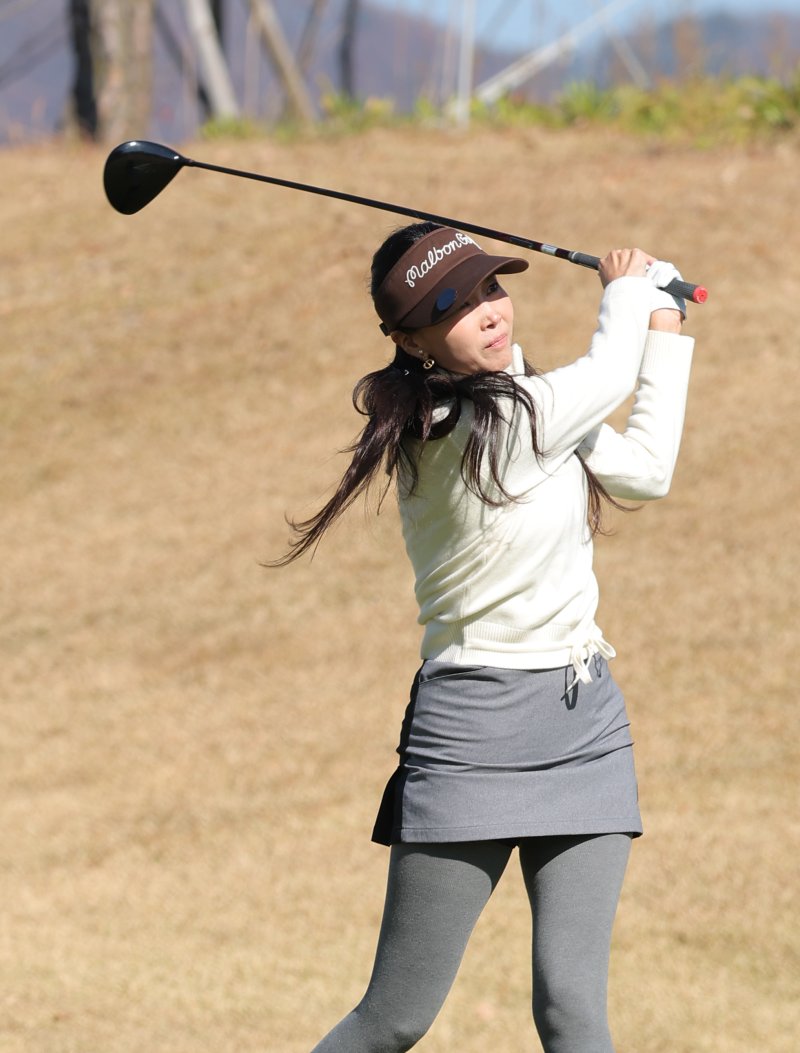 [뉴스1 ★]이민정·오윤아·왕빛나, 절친 미녀 삼총사 ‘선행 라운드’