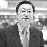 김경민 한양대 명예교수