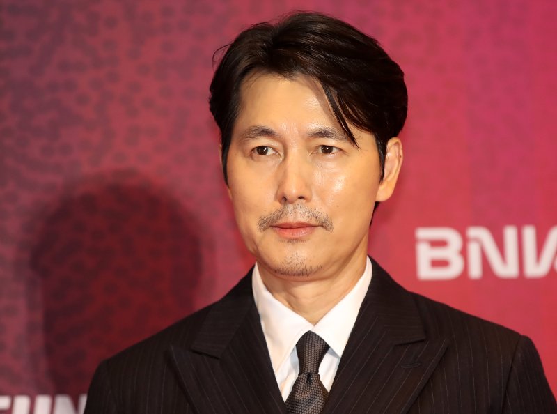 용기 내 '메이드 인 코리아' 정우성, 현빈·우민호 손잡고 복귀 시동(종합)