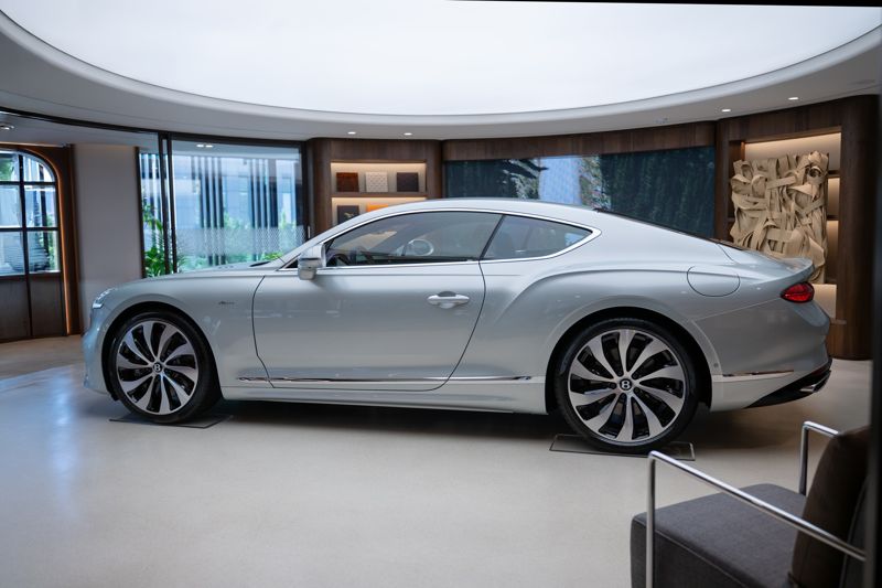 벤틀리 컨티넨탈 GT 아주르. 벤틀리모터스코리아 제공.