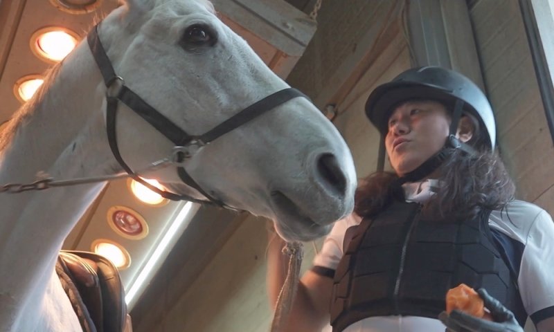 임우일, '박테리우스' 아닌 백마탄 '테리우스'…터질듯한 빽바지 '충격'