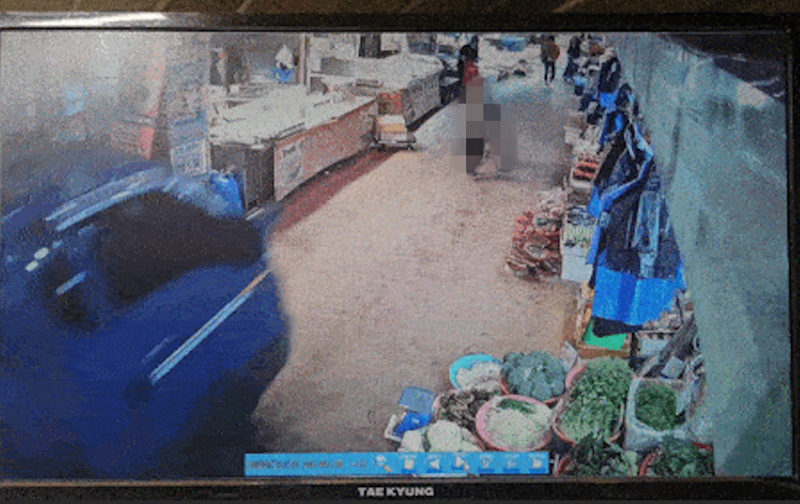 13일 오전 10시 55분께 경기 부천 오정구 원종동 제일시장에서 A씨가 몰던 1t 트럭이 돌진하는 사고가 발생해 20명의 사상자가 발생했다. /사진=연합뉴스