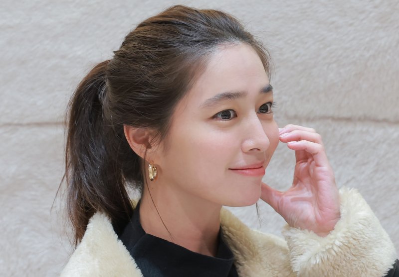 '이병헌♥' 이민정, 아들·딸 병수발에 타박 남편도 출장…끙끙 앓다 병원행