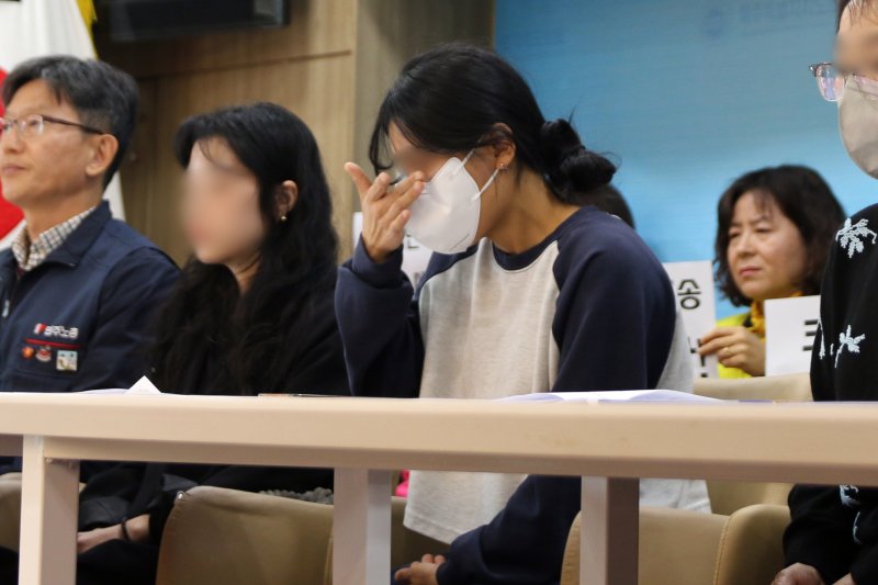 父 땅에 묻은 날 출근 압박하는 대리점, 쿠팡 기사는 결국..