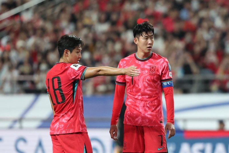 "선수가 안 뛴다고? 안 신나니까" 국대 향한 이정효의 손흥민-이강인 투톱론, 다시 보니 '소름'