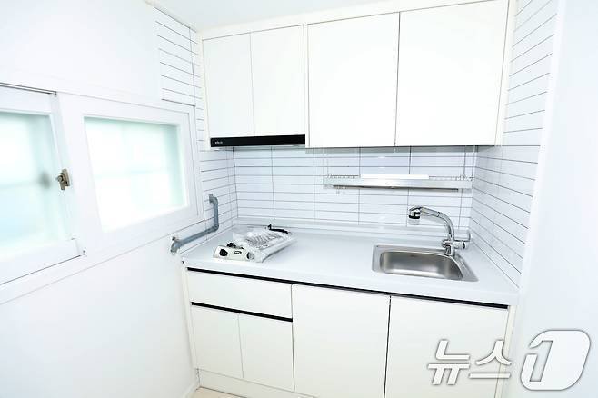 바카라사이트 주사위 '청춘별채' 내부 모습./뉴스1