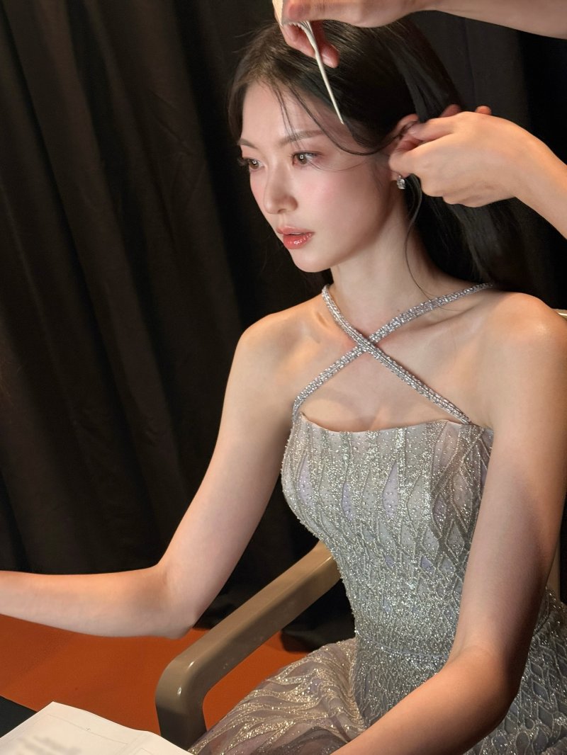 공승연, 인형 같은 드레스 자태…자체 발광 비주얼 [N샷]