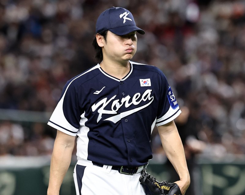 홈런 두 방이 전부였다....특급 선발 없는 한국, 일본 타선 무게를 버틸 힘이 없었다